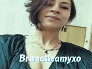 Brunetteamyxo