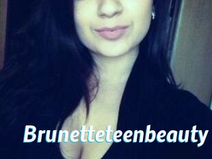 Brunetteteenbeauty