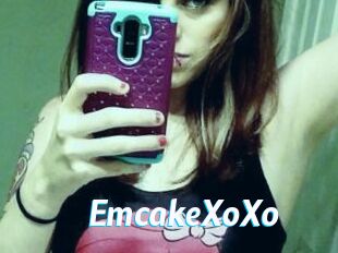 EmcakeXoXo