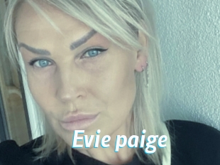 Evie_paige