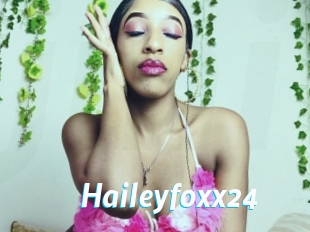 Haileyfoxx24