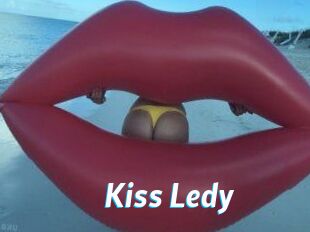 Kiss_Ledy