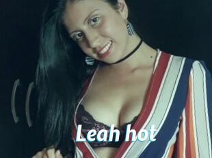 Leah_hot