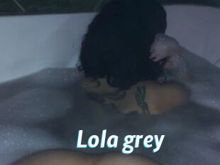 Lola_grey