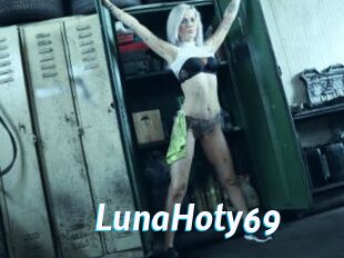 LunaHoty69