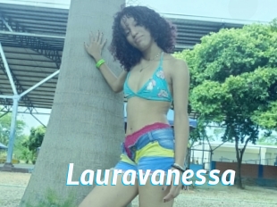 Lauravanessa