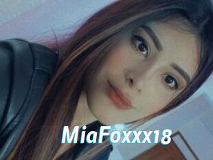 MiaFoxxx18
