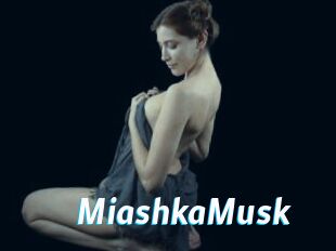 MiashkaMusk