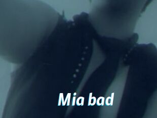Mia_bad