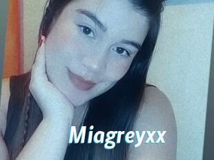 Miagreyxx