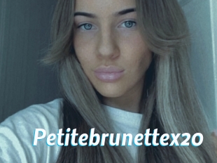 Petitebrunettex20