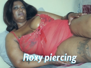 Roxy_piercing