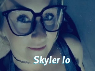 Skyler_lo