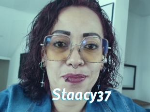 Staacy37