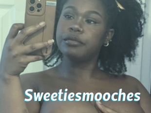 Sweetiesmooches