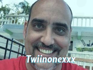 Twiinonexxx